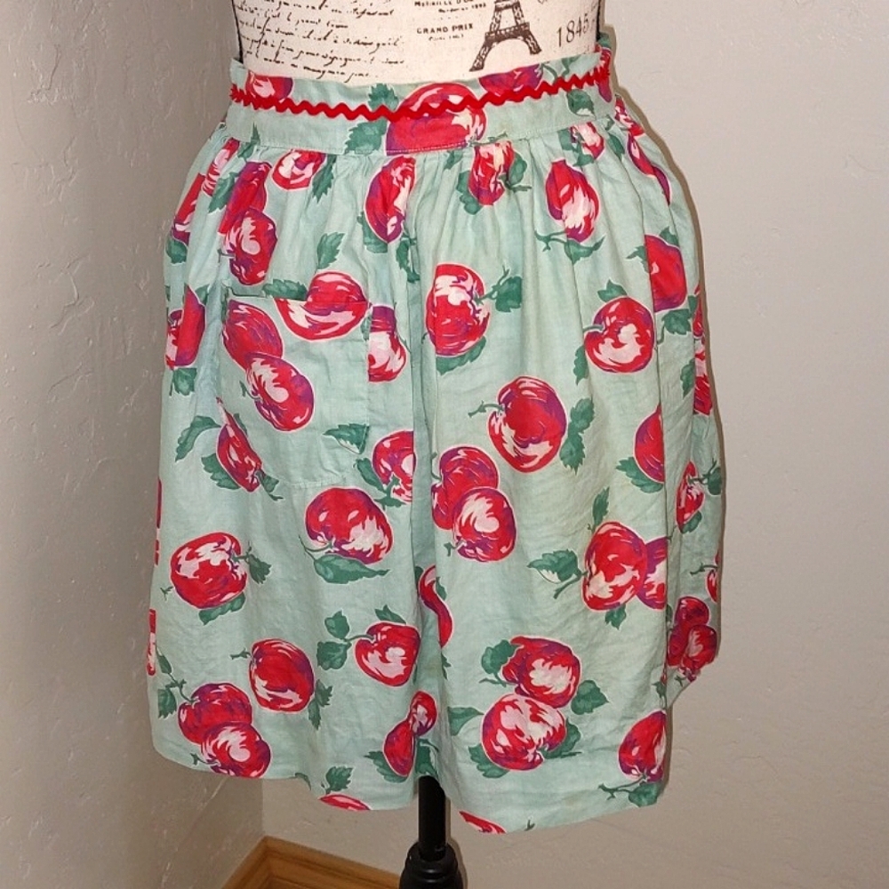 1950's Apron Rockabilly Vintage Retro Handmade Flirty Apple Pattern